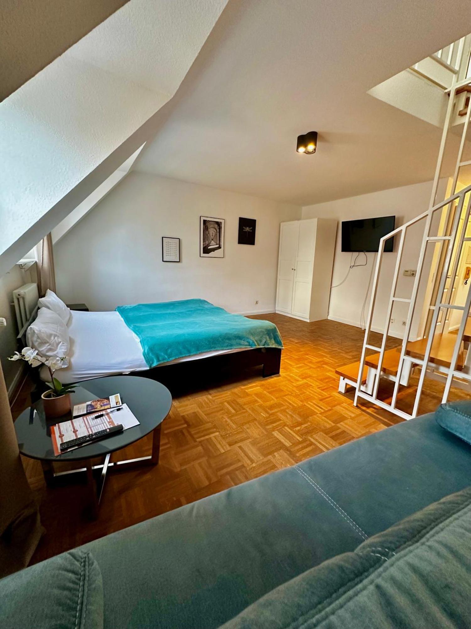 Hirsch Appartements Baden-Baden Eksteriør billede