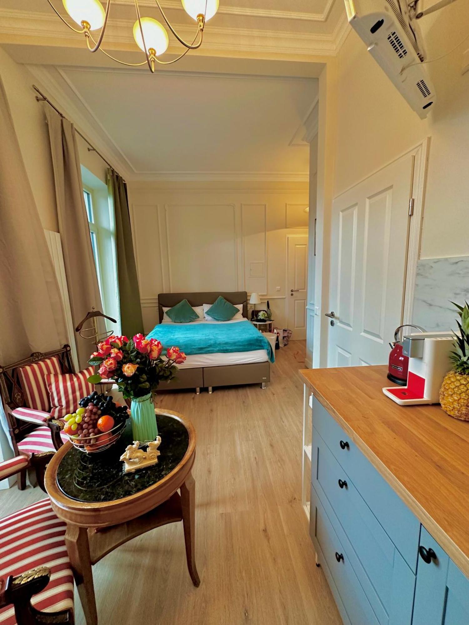 Hirsch Appartements Baden-Baden Eksteriør billede