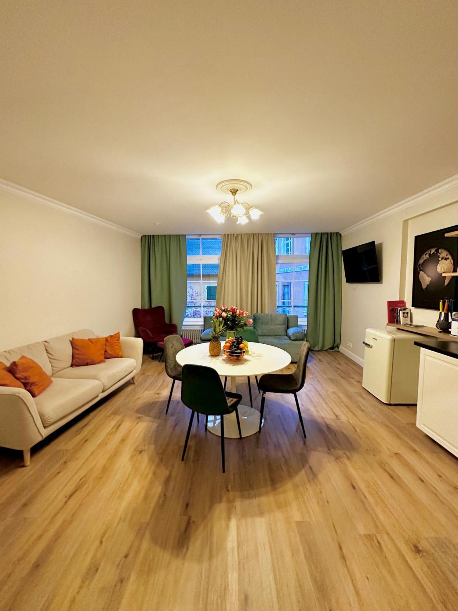 Hirsch Appartements Baden-Baden Eksteriør billede